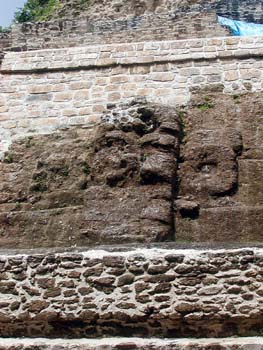 bze_0830902_063