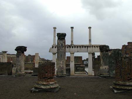 italy_122901_008